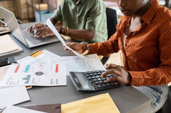 Etablissement des comptes annuels et des déclarations fiscales : faire appel à un expert comptable à Paris