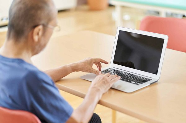 Les stratégies pour maintenir sa motivation à long terme en télétravail